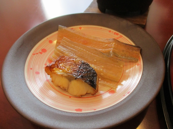 36.太刀魚の干物と塩サバ.JPG